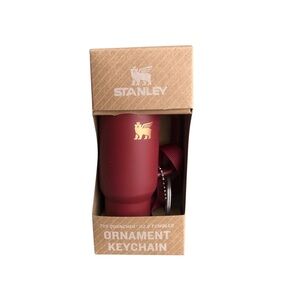 Stanley Burgundy Key & Card Holder Accessory